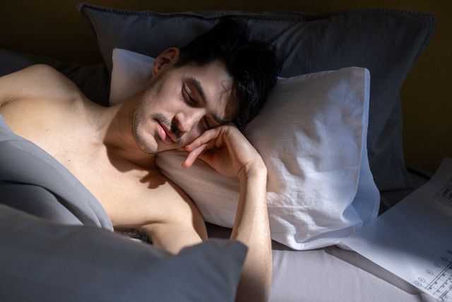 Por que pausas respiratórias noturnas podem acelerar o declínio cognitivo